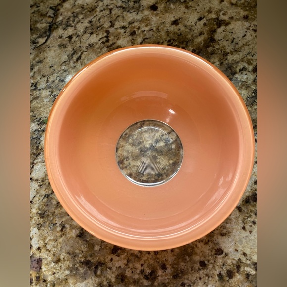 VINTAGE PYREX Round Mixing Bowl #323 Peach with Clear Bottom 1.5L Vintage Retro - Picture 9 of 14